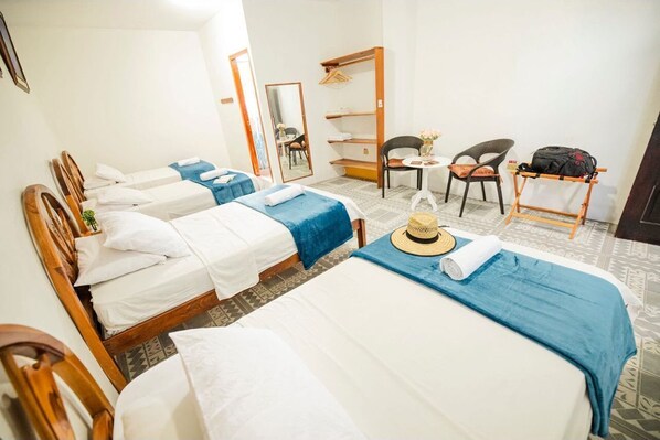 Room - GARDNER HOSTAL (Puerto Ayora)