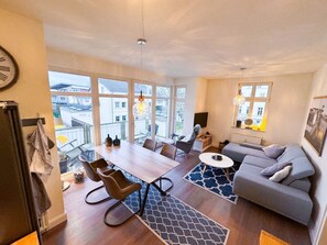 Nicht klassifiziertes Bild, 3 von 33, Schaltfläche