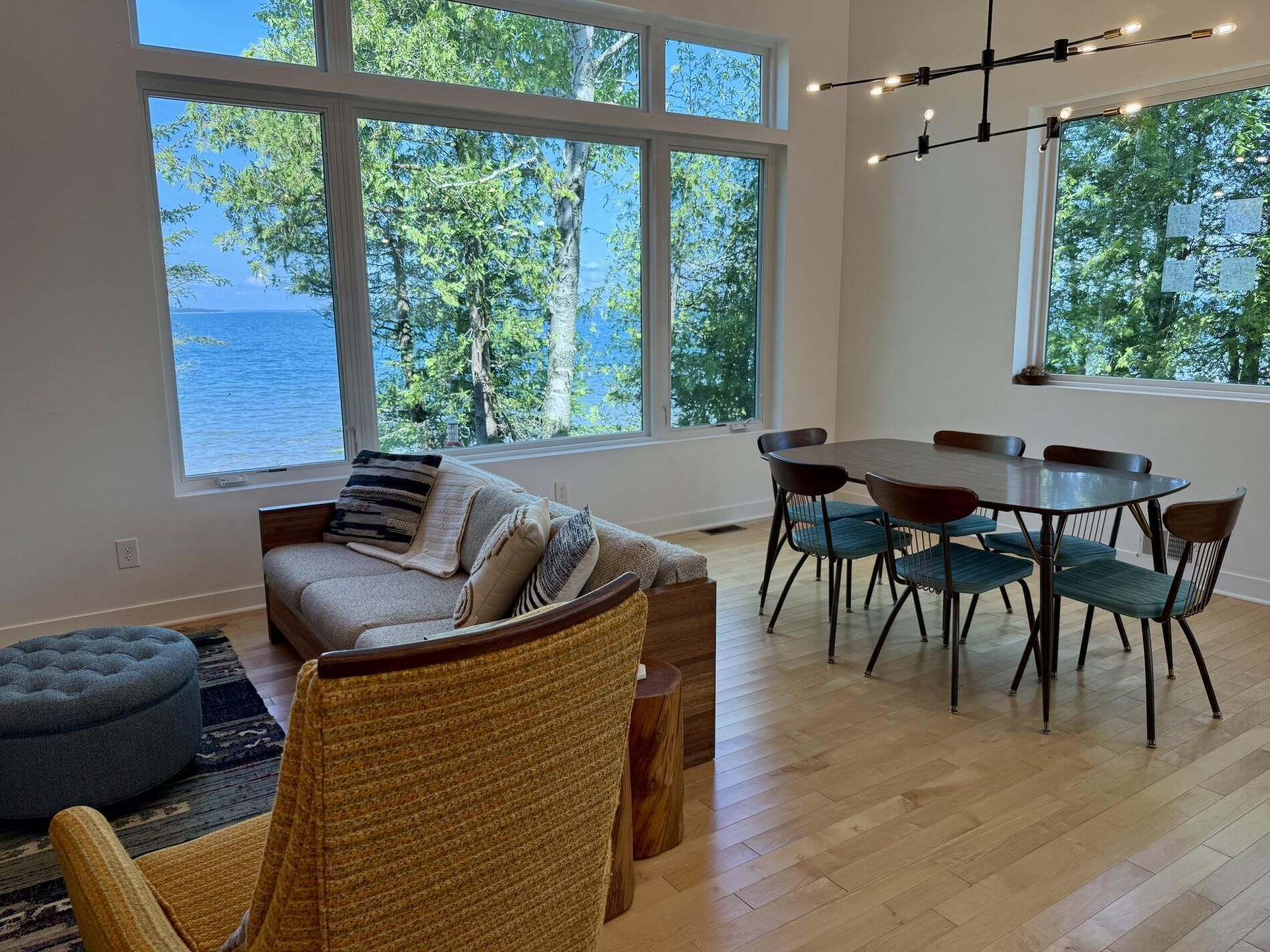 تلفزيون ذكي، مشغل دي في دي