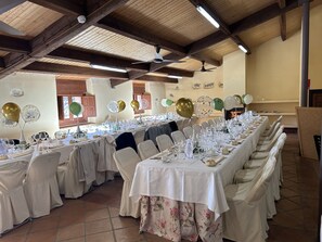 Banquet hall
