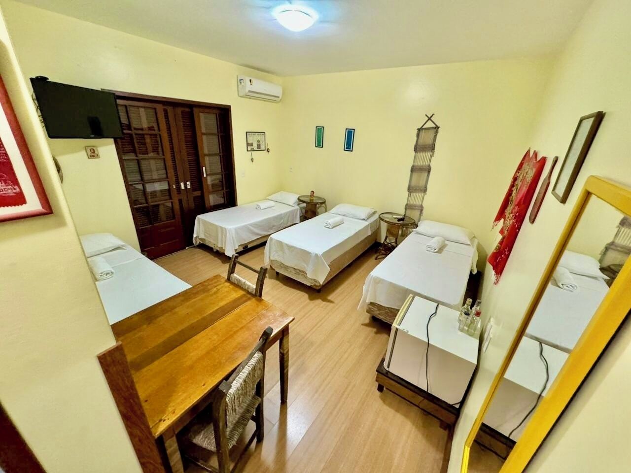 Rideaux occultants, Wi-Fi gratuit, draps fournis