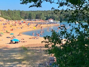 Beach nearby - Apartment 'Bresser Bernsteinsee' with Private Terrace, Private Garden and Wi-Fi (Sassenburg-Stüde)