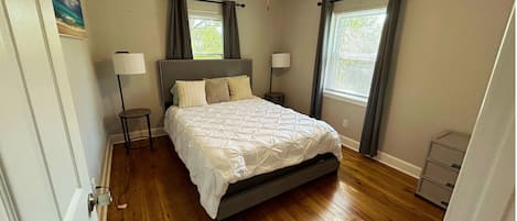 2 chambres, bureau, Wi-Fi, draps fournis