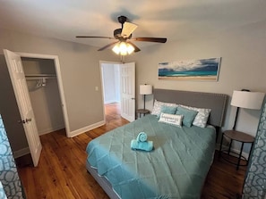 2 habitaciones, escritorio, wifi y ropa de cama 