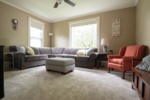 Smart TV, fireplace - The 2,400 sq. ft. Plymouth Paddock near Road America, 4 bedrooms, 2.5 bathrooms (Plymouth)