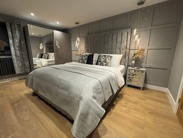 1 quarto, ferros/tábuas de passar roupa, Wi-Fi, roupa de cama