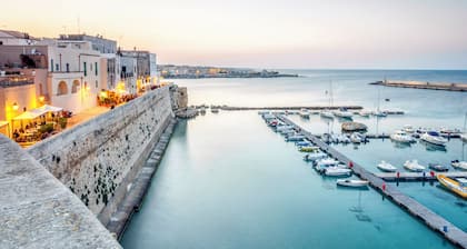 Villa 1 Sunset with Pool on Seashore, Otranto, Italy