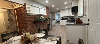 Newly Renovated Gem Fenced Backyard 2 Full Baths