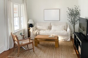 Imagen sin descripción, 3 de 24, botón