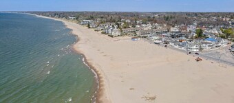 The Lemon Slice on North Beach