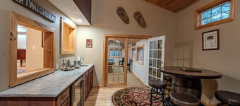 White Mountains-10 Min to Loon-Hottub-Dog Friendly