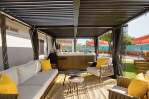 Bain à remous intérieur
