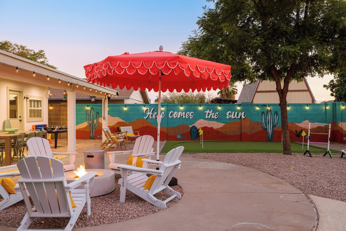 Spacious 5BR Retreat with Heated Pool, Hot Tub, Arcade, Fire Pit & Games