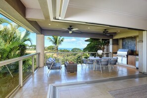 Outdoor dining - Remodeled Summer 2025, Tranquil Getaway Ho'olei Ocean View 21-6 New Listing (Wailea)