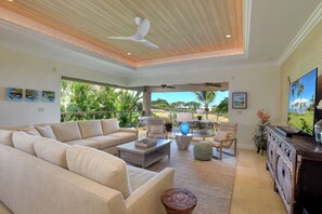 Smart TV, books - Remodeled Summer 2025, Tranquil Getaway Ho'olei Ocean View 21-6 New Listing (Wailea)