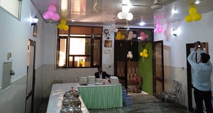 Hotel Raj Mahal