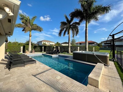 Pickleball/Gameroom/Soccer Field/Pool
