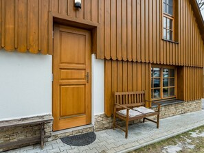 House | Balcony - Citycentre Villa in Bohemia (Vysoké nad Jizerou)