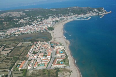 Apartment by Griells Beach With Pool Access