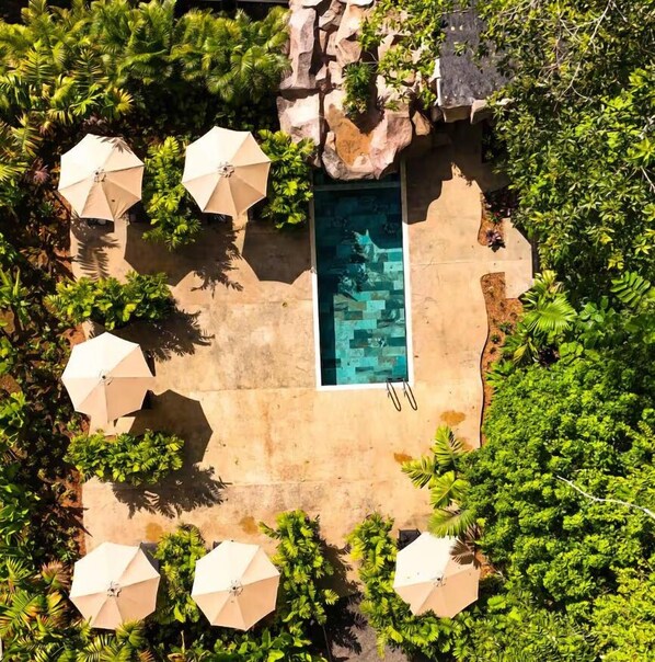 Exterior - Near La Fortuna & Arenal – 3 Private Cabins w/ Pool & 3 Hot Tubs, Sleeps 6 (La Fortuna)