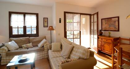 Chalet in Pals Near Platja del Grau Beach
