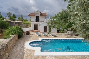 Pool - Holiday Home 'Rica' with Mountain View, Wi-Fi and Air Conditioning (Santa Cruz del comercio)