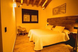 5 bedrooms, free WiFi, bed sheets