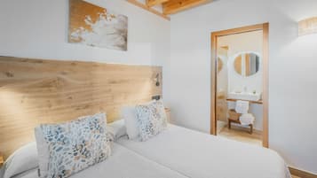 5 bedrooms, free WiFi, bed sheets