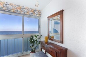 Interior - Vacation 'Milailea' with Sea View and Wi-Fi (Tacoronte)