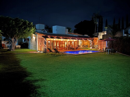 Casa en Lomas de Cocoyoc, Alberca, Pet friendly.