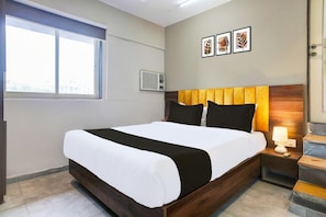 Classic Double Room, City View | Iron/ironing board, free WiFi - Vibes INN (Mumbai)