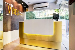 Reception - Vibes INN (Mumbai)