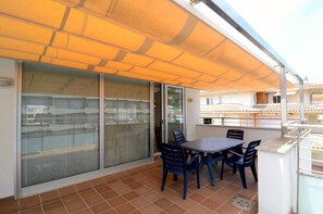 Apartment | Outdoor dining - Apartment in L'estartit Near the Beach (Torroella de Montgrí)