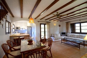 Dining - Nice Apartment in Pals (Pals)