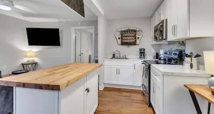 Pasture Bedtime - Great Location!