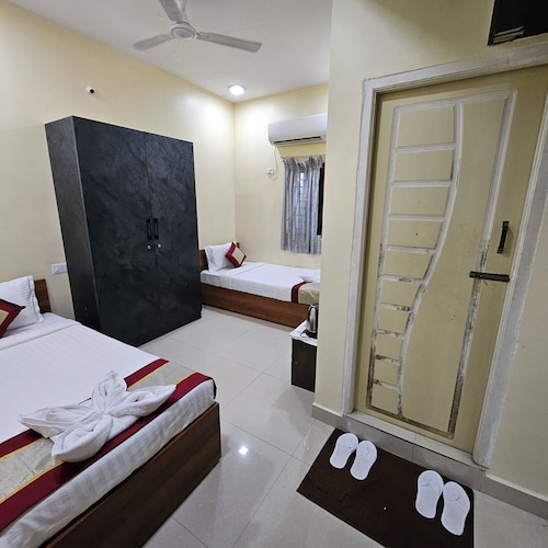 GT Empire Hotel-Near SRM University