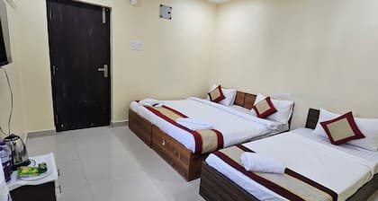 GT Empire Hotel-Near SRM University