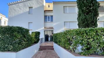 Apartment | Exterior