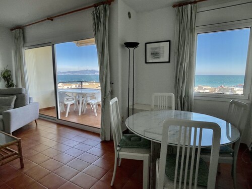 Apartment in Costa Brava Near Sandy Beach