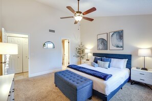 2 habitaciones, tabla de planchar con plancha, internet y ropa de cama 