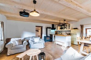 Villa | Living room - Villa in Bohemia With Terrace (Lučany nad Nisou)