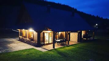 Villa | Exterior