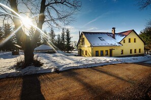 Villa | Exterior - Villa Near Prkenny Dul With Sauna (Bernartice)