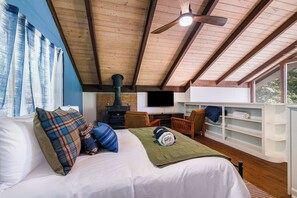 4 quartos, ferros/tábuas de passar roupa, berço de viagem, Wi-Fi