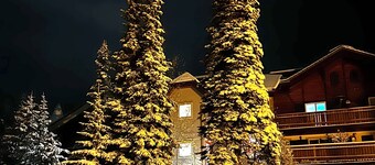 Village Bear Mtn Retreat: Family-Friendly 6 Bed • Steps to Village/Lifts Hot-tub