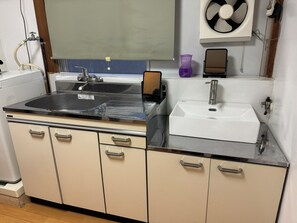 Salle de bain commune