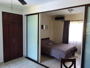 1 bedroom, internet - Marina Loft Condos  #212 (Coco)
