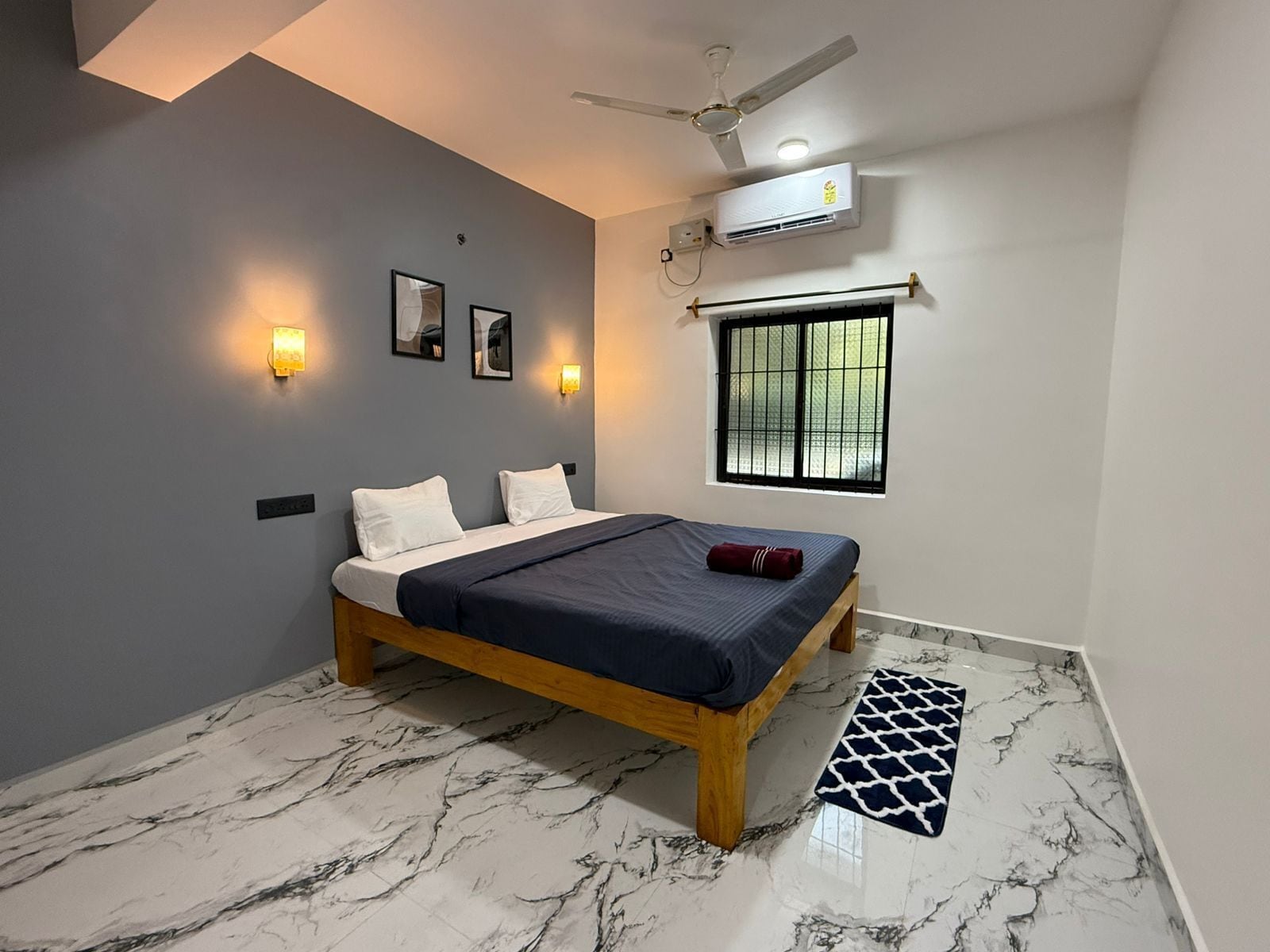 Luxury Apartment | Free WiFi, bed sheets