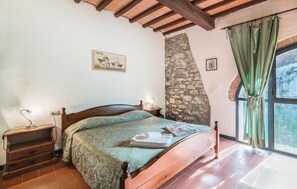 2 Schlafzimmer, Reisekinderbett, kostenloses WLAN