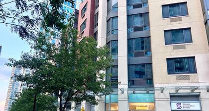 Walk 3 min to Path station 1 bd one stop Manhattan in New Jersey